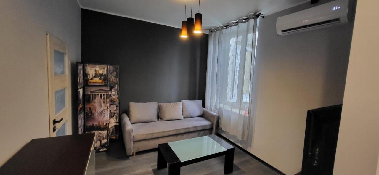 Apartament Pod Wieza Lejlighed Piotrków Trybunalski Eksteriør billede